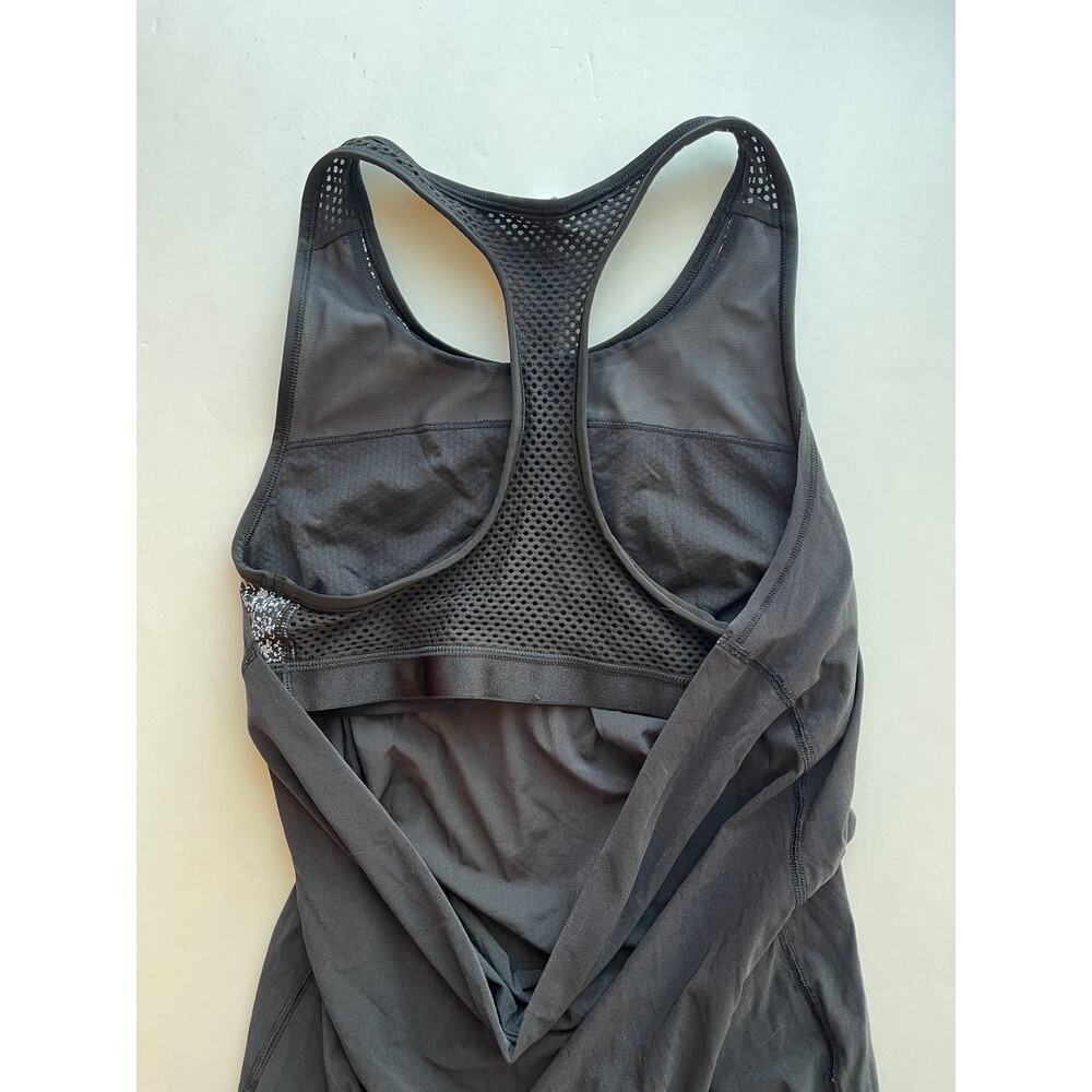 Lululemon Fit Physique Tank Size 6 - Picture 3 of 7